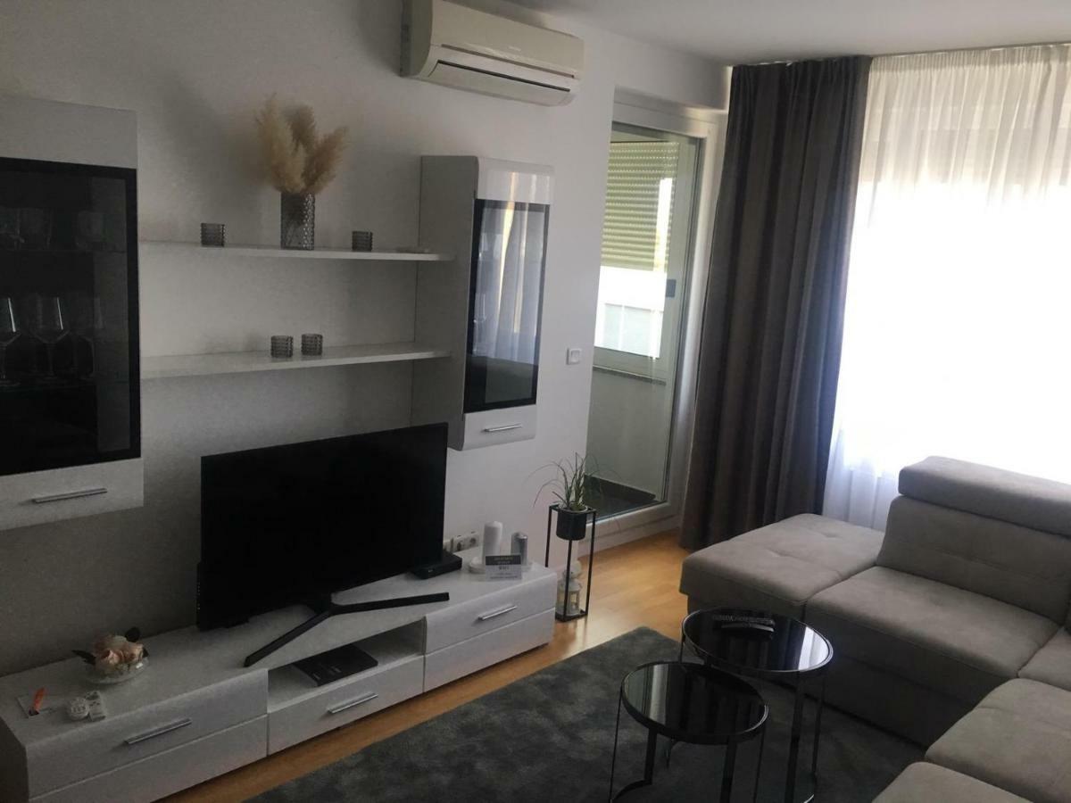 Apartment Queen Zagabria Esterno foto